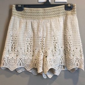 Lace Forever 21 White Shorts Sz M